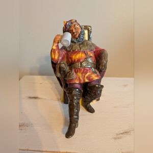 Vintage Royal Doulton "The Foaming Quart" Figurine HN2162